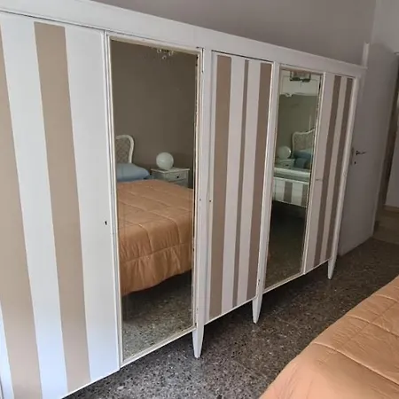 Guest house Center